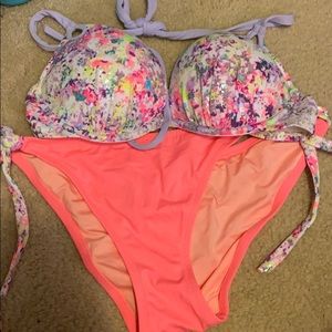 Victoria Secret (bottoms only)